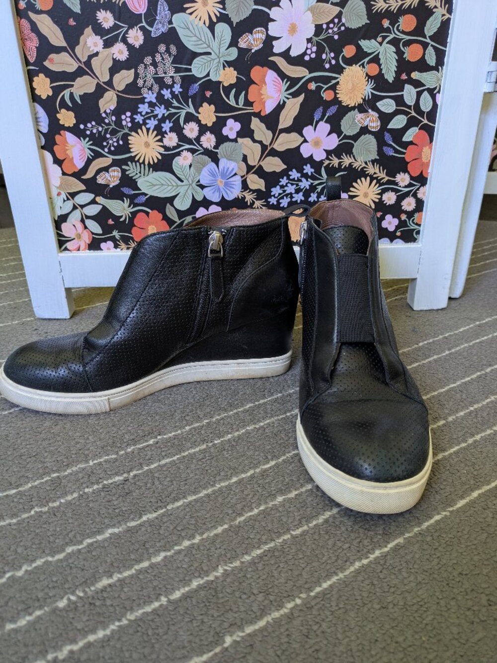 Linea Paolo Black Wedge Sneakers, Size 8.5